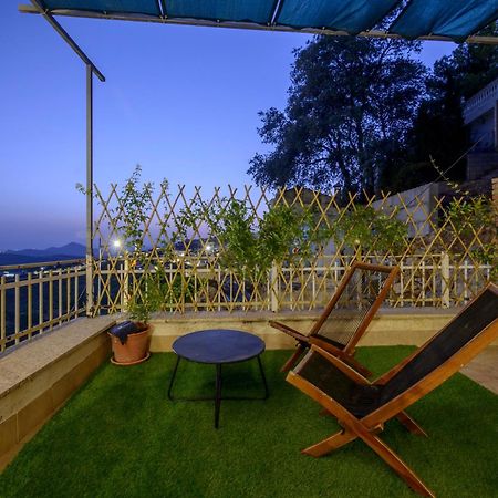 Hostal Nazari Cogollos De La Vega Luaran gambar