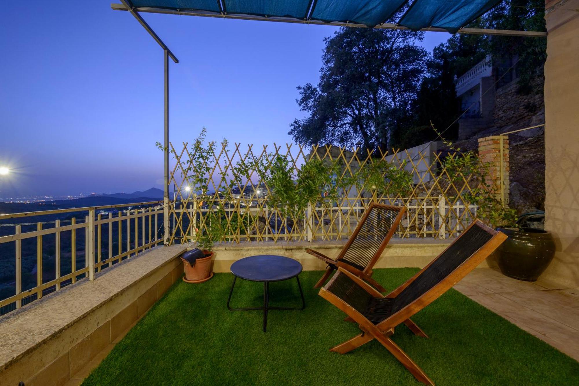 Hostal Nazari Cogollos De La Vega Luaran gambar
