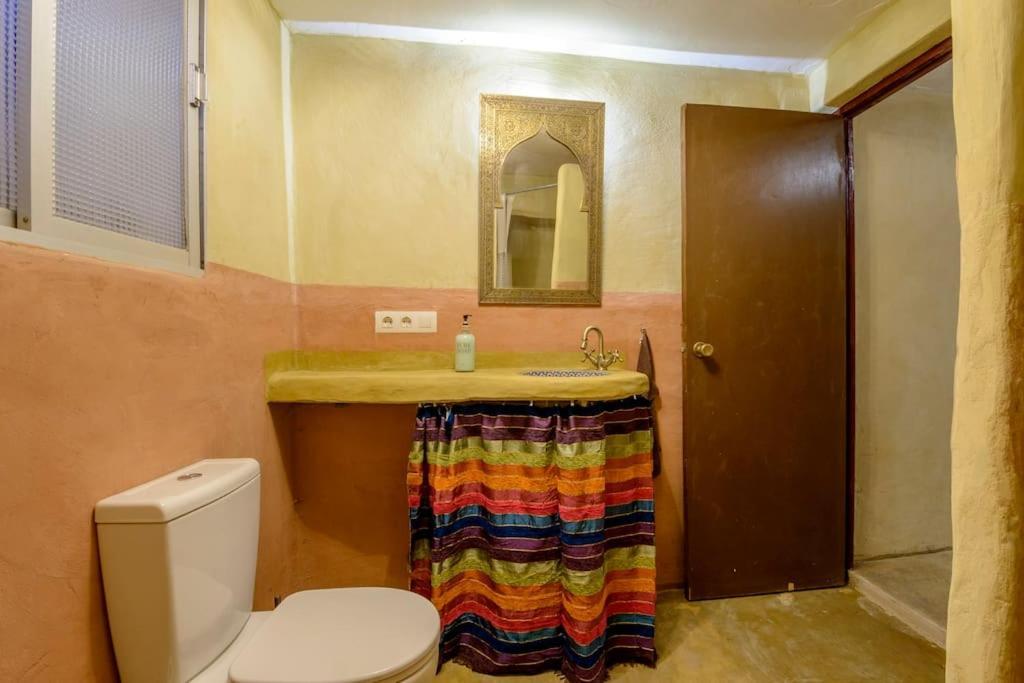 Hostal Nazari Cogollos De La Vega Luaran gambar